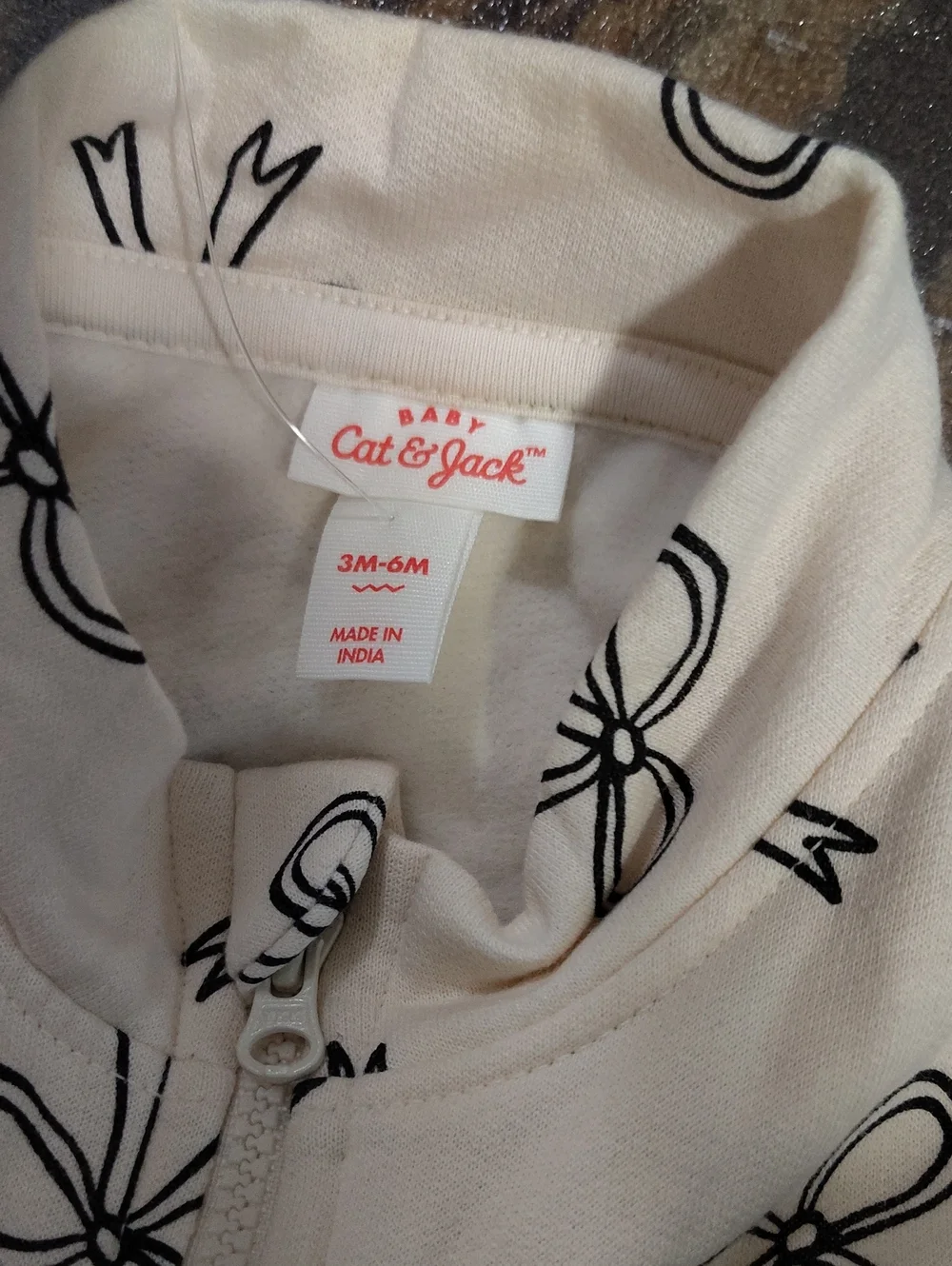 Nwt Girls 3/6 M Cat And Jack Sweater $20